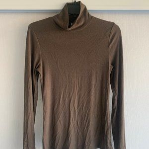 Brynne Turtleneck Top